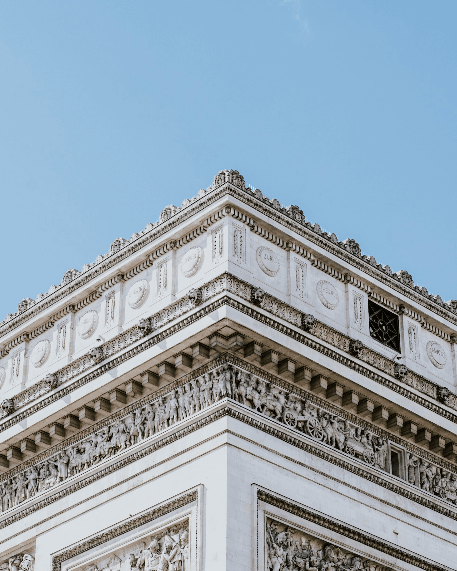 Façade d'un immeuble résidentiel haut de gamme sélectionné par Patrimoine Collection